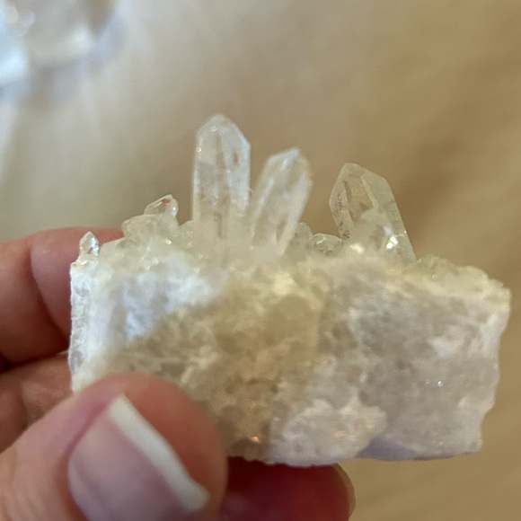 Clear Quartz Crystal Clusters, Cubes and Chips - Picture 5 of 8